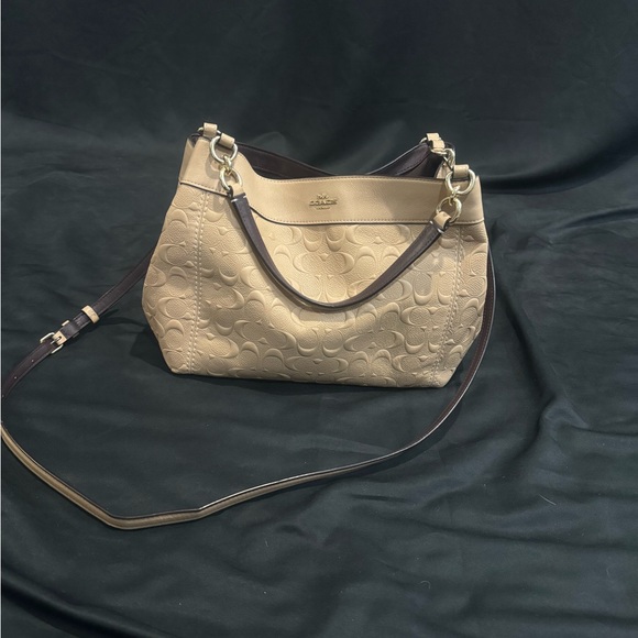 Coach purse - Picture 3 of 4